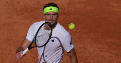 Copertina di “È il tuo lavoro pensare a domande stupide”: Zverev scorbutico a Roma, si scaglia contro il giornalista