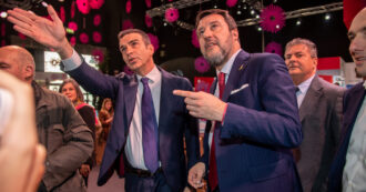 Strage di Cutro, la Regione Calabria si è costituita parte civile per “errore”: “Gli imputati sono militari, rispettiamo la divisa”