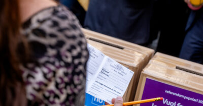 Copertina di Referendum, astenersi è diverso dal votare No: facciamo vedere ai politici che siamo bene attenti