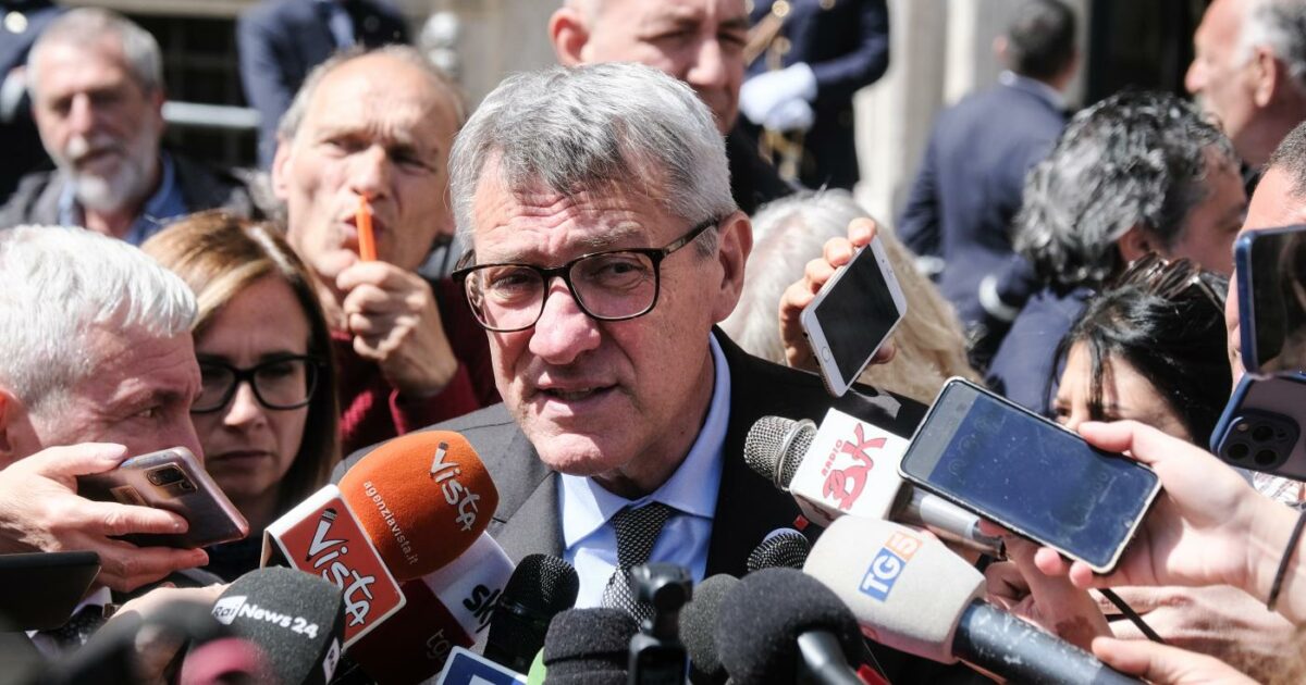 Referendum, Landini: “Ce la possiamo fare”. La replica della Rai dopo le polemiche: “Copertura garantita” Referendum, Landini: “Ce la possiamo fare”. La replica della Rai dopo le polemiche: “Copertura garantita”