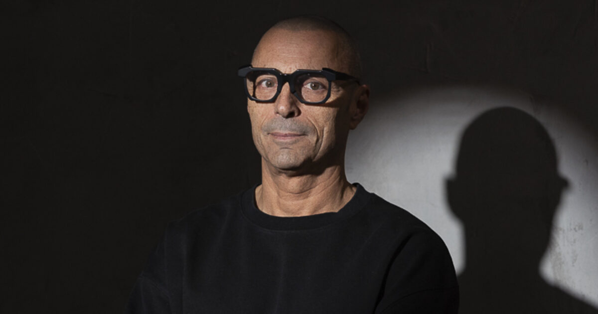 “La cosa più grave è che mi hanno pedinato. Mi sono preoccupato”: lo rivela Alex Britti in tribunale nel processo contro le cyber-spie di Equalize