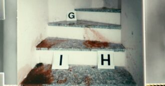 Garlasco, la nuova ipotesi dei pm su Andrea Sempio: “Impronta 33 lasciata senza scendere i gradini”