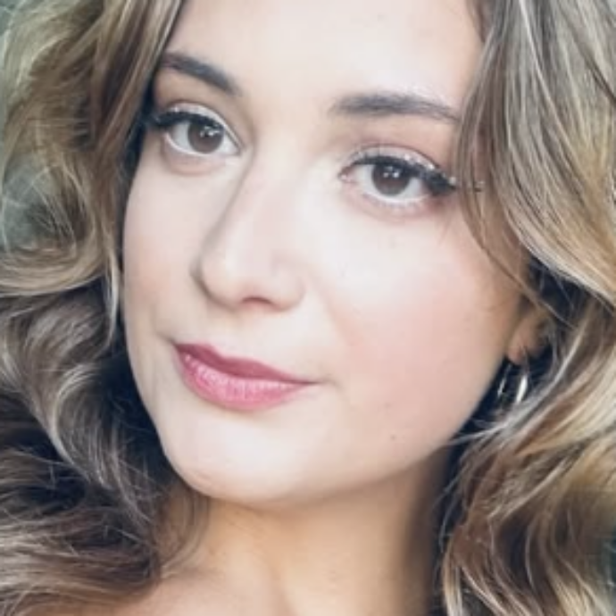 “Prima un incidente d’auto con le ossa frantumate e 10 operazioni, poi ho avuto un ictus. Pensavo non potesse accadermi più niente”: lo sfogo di Ann Fulk