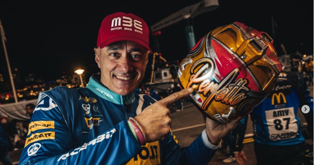 andrea perfetti è di nuovo cosciente il giornalista colpito da un aereo all africa eco race in miglioramento dopo 4 mesi da Ilfattoquotidiano.it andrea perfetti è di nuovo cosciente il giornalista colpito da un aereo all africa eco race in miglioramento dopo 4 mesi