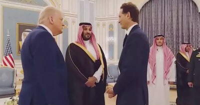 Copertina di Elkann d’Arabia  per Stellantis come comparsa