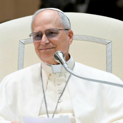 Copertina di Trattative di pace in Vaticano? L’ok di Trump e Kiev alla proposta di Leone XIV. Così il Papa lavora per “sbloccare” il Cremlino