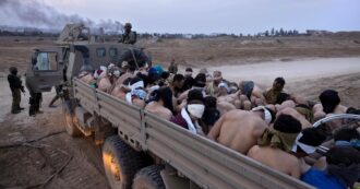 Gaza, “abusi sessuali, scosse elettriche, botte”: un report denuncia le “torture sistematiche” delle Idf sui palestinesi