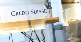 I giudici svizzeri: “Credit Suisse è fallita ma i manager hanno diritto al bonus”