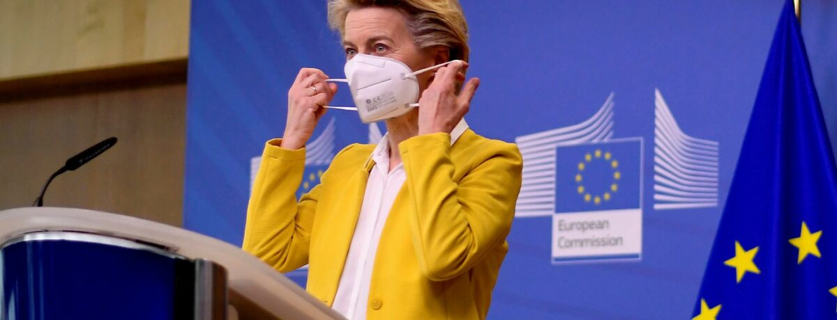 Copertina di Sms a Pfizer: sberla della Corte a Ursula 