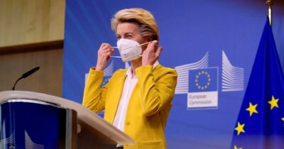 Copertina di Pfizergate, la Corte Ue “condanna” Von der Leyen