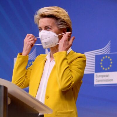 Copertina di Pfizergate, la Corte Ue “condanna” Von der Leyen