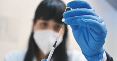Copertina di Big Pharma, utili da 90 miliardi di dollari nel biennio ’21-’22