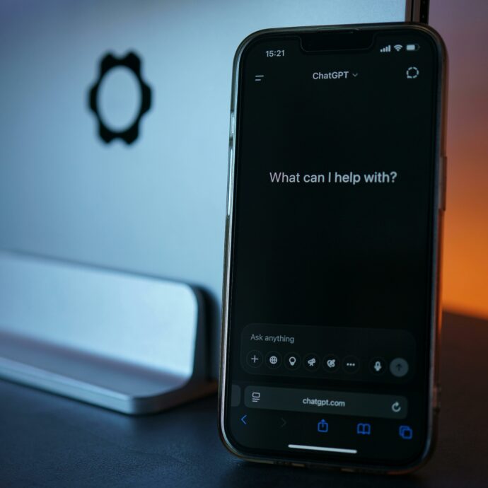 Persuasivi e ingannevoli: come i chatbot stanno diventando più convincenti, ma anche meno affidabili di quanto pensiamo