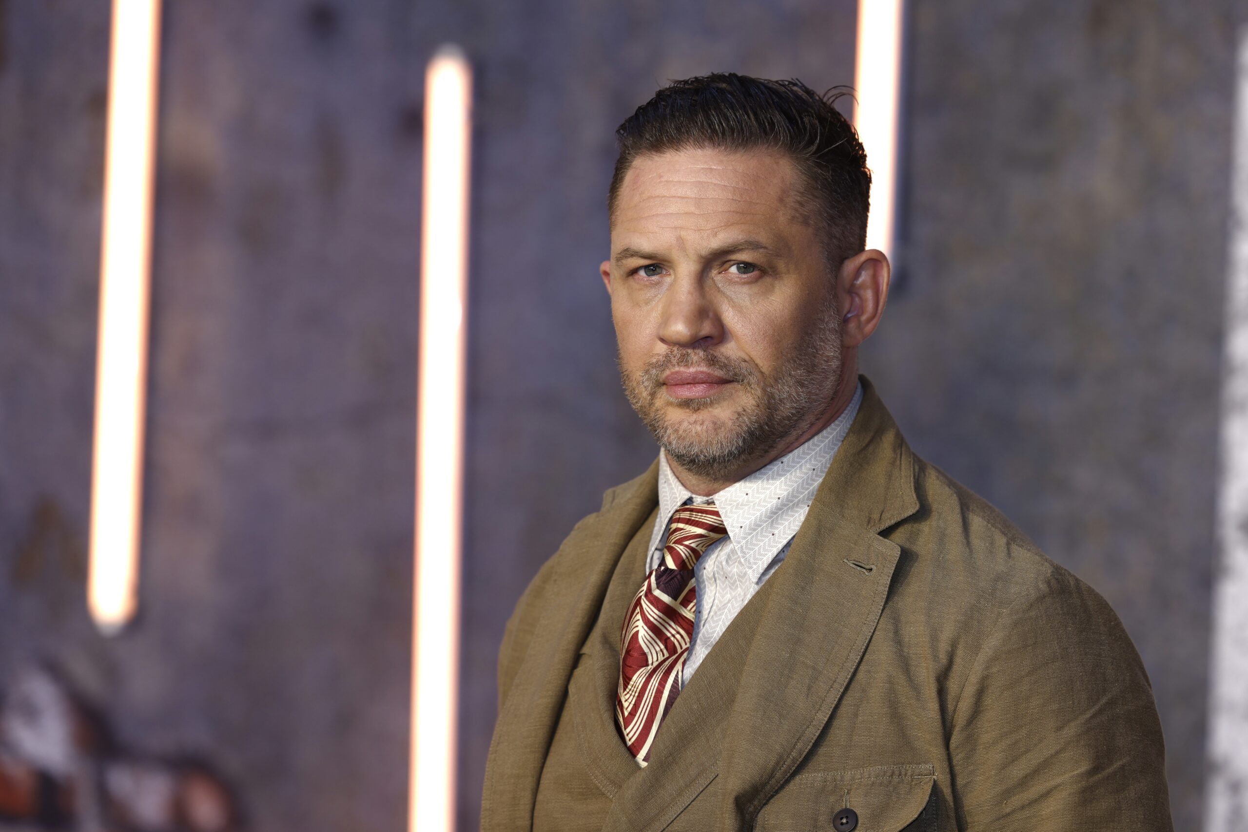 il mio corpo cade a pezzi per i film d azione ho subito due interventi al ginocchio ho l ernia del disco nella schiena e la sciatica e peggiorerà tom hardy da Ilfattoquotidiano.it il mio corpo cade a pezzi per i film d azione ho subito due interventi al ginocchio ho l ernia del disco nella schiena e la sciatica e peggiorerà tom hardy