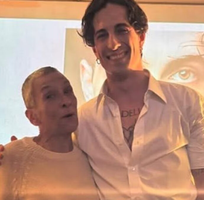 “Finalmente siamo qui insieme, come X chiede da un anno!”: Damiano David appare con Olga Fernando