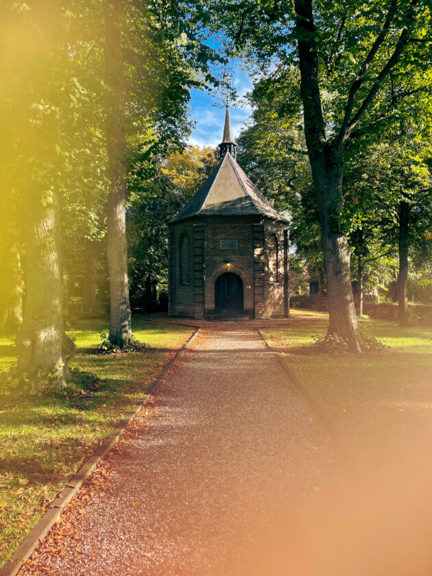 Olanda insolita, non solo Amsterdam: la nostra guida per un week end tra mulini, tulipani, il villaggio di Van Gogh e Eindhoven Olanda insolita, non solo Amsterdam: la nostra guida per un week end tra mulini, tulipani, il villaggio di Van Gogh e Eindhoven
