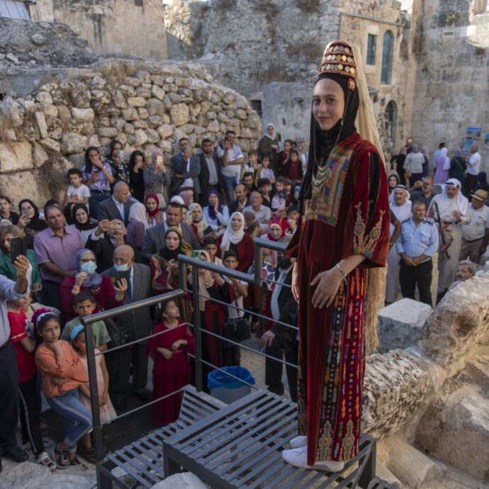 Israele, il governo avvia scavi nell’antica Sebastia. “Usano l’archeologia per prendersi la Cisgiordania”