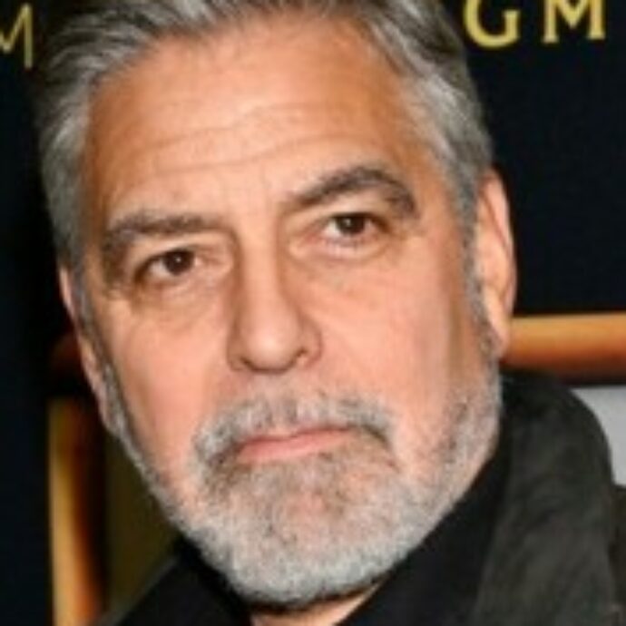 “George Clooney è rimasto sconvolto nel profondo, era evidente che Joe Biden non sapeva chi fosse”: il New Yorker pubblica un estratto del libro Original Sin