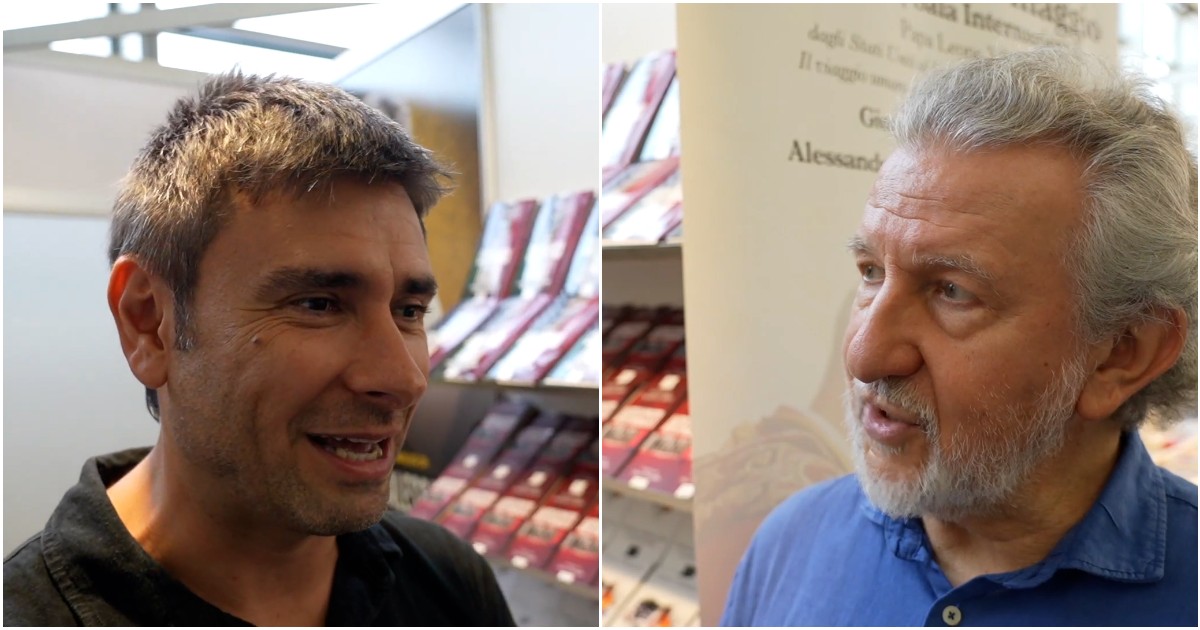 Di Battista dialoga con Odifreddi al Salone del libro di Torino: “I leader ai funerali di Papa Francesco? Un branco di ipocriti” Di Battista dialoga con Odifreddi al Salone del libro di Torino: “I leader ai funerali di Papa Francesco? Un branco di ipocriti”