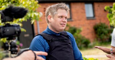 Copertina di Espulso l’estremista danese Paludan: bruciò il Corano