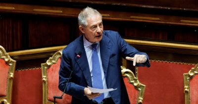 Copertina di Ex Ilva, nuovo attacco di Urso alla Procura