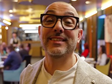 in cucina mi hanno massacrato tutto il tempo mi urlavano ‘italiano di merd ho capito che quel clima non lo avrei più voluto parla riccardo monco da Ilfattoquotidiano.it in cucina mi hanno massacrato tutto il tempo mi urlavano ‘italiano di merd ho capito che quel clima non lo avrei più voluto parla riccardo monco