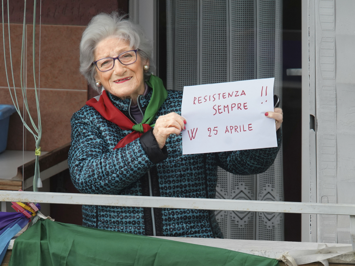 Morta Teresa Vergalli, la partigiana staffetta della via Emilia. “A 16 anni, in mezzo a guerra e violenza, volevo cambiare il mondo” Morta Teresa Vergalli, la partigiana staffetta della via Emilia. “A 16 anni, in mezzo a guerra e violenza, volevo cambiare il mondo”