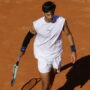 Copertina di I colpi di Musetti non scalfiscono il muro spagnolo, Alcaraz vince 6-3, 7-6: per la prima volta è in finale a Roma