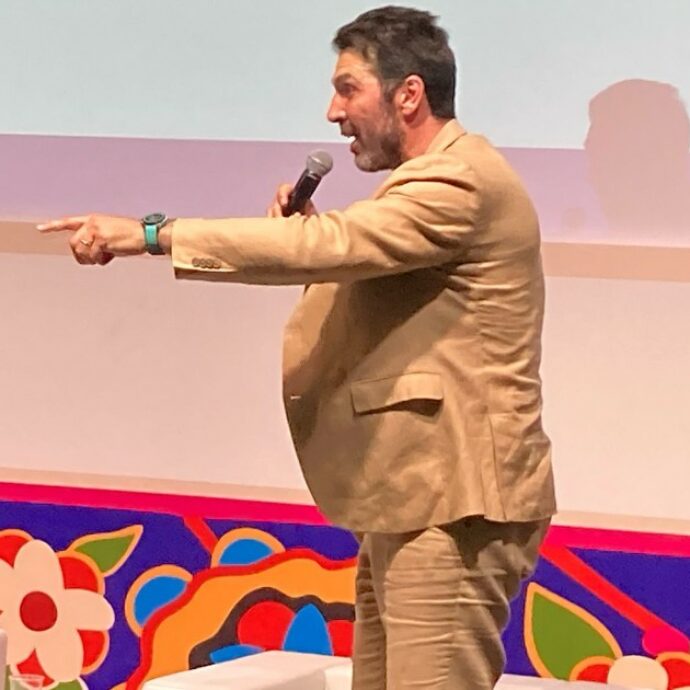 Salone del Libro 2025, Gigi Buffon intervistato da Paolo Nori: “La finale di Champions Inter-PSG? Ecco chi vincerà”