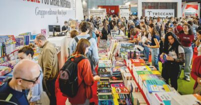 Copertina di Libri salvati dai giallorosa. Editoria in crisi, romance a parte