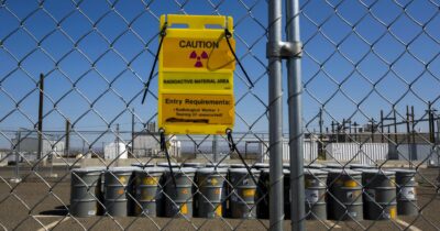 Copertina di Fretta nucleare: sì alle centrali, ma le scorie chissà