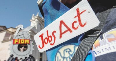 Copertina di Il ricatto del Jobs Act, perché votare “Sì” al referendum
