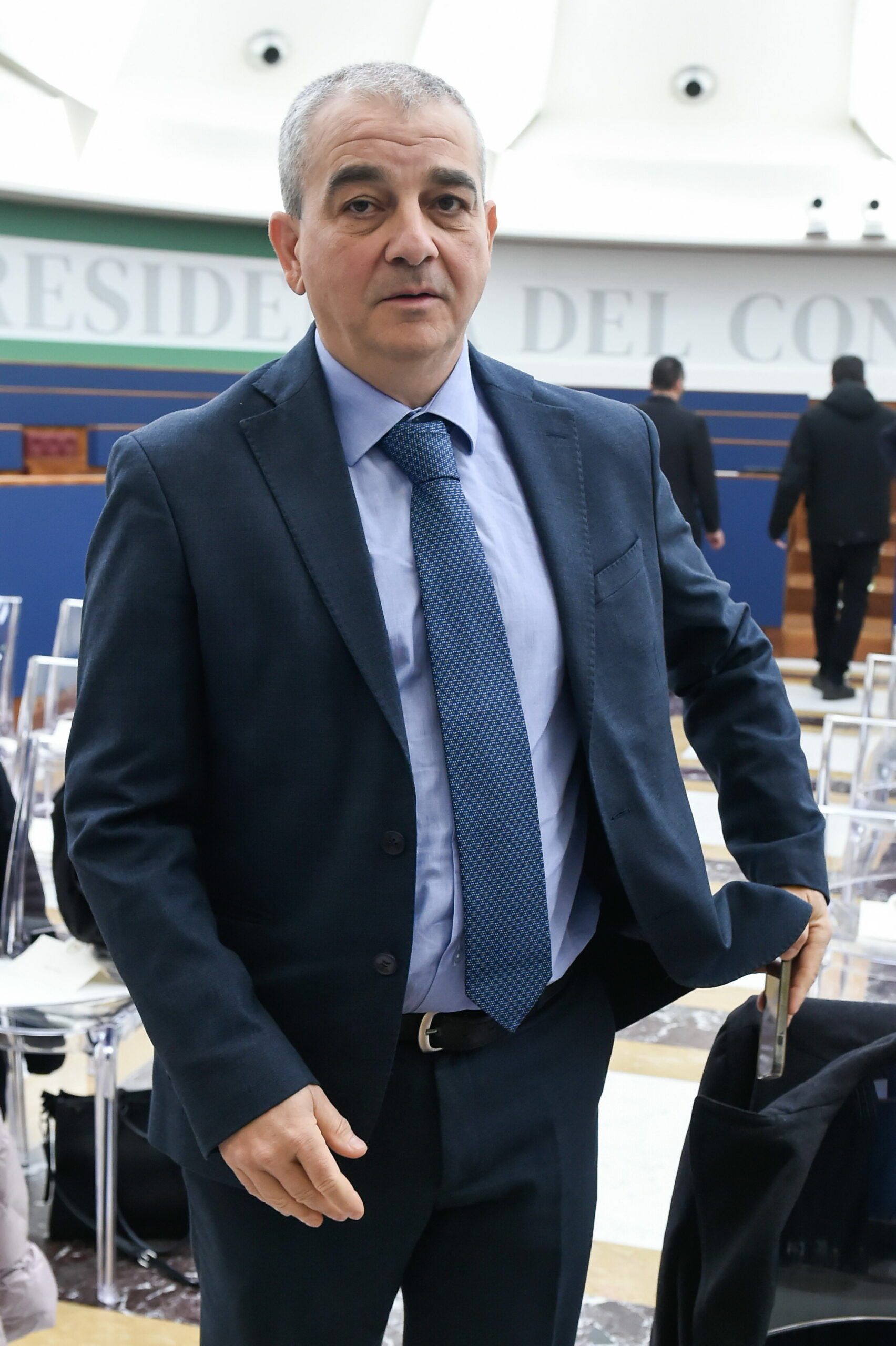 Meloni fuori dai “volenterosi”, Fazzolari attacca: “Vertice inutile, mina l’unità dell’Occidente” Meloni fuori dai “volenterosi”, Fazzolari attacca: “Vertice inutile, mina l’unità dell’Occidente”