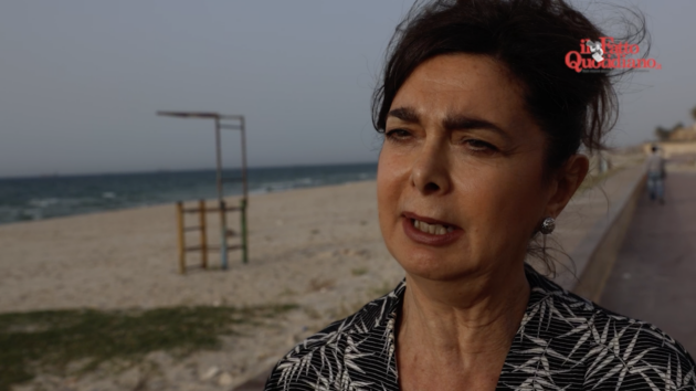 Gaza, Boldrini dal Al Arish: “A pochi chilometri da qui si consuma uno sterminio. Qui per rompere questo silenzio” Gaza, Boldrini dal Al Arish: “A pochi chilometri da qui si consuma uno sterminio. Qui per rompere questo silenzio”