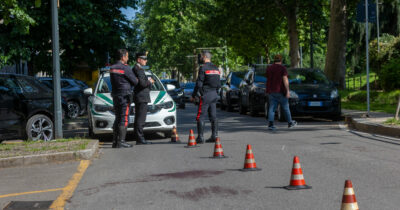 Copertina di Milano, 13enne accoltellato: 27enne fermato con l’accusa di tentato omicidio