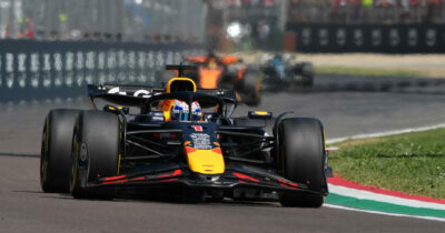 Copertina di F1, Gp Imola: Verstappen vince davanti alle McLaren. Hamilton sfiora il podio