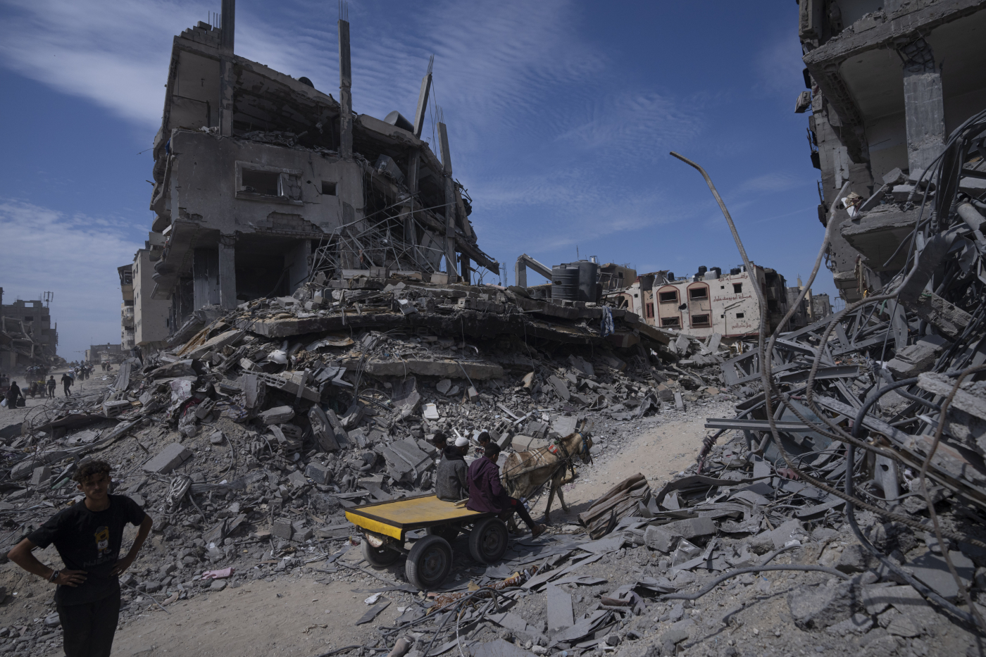 ucciso sinwar il capo di hamas il suo corpo trovato in un tunnel di gaza bombardato da israele