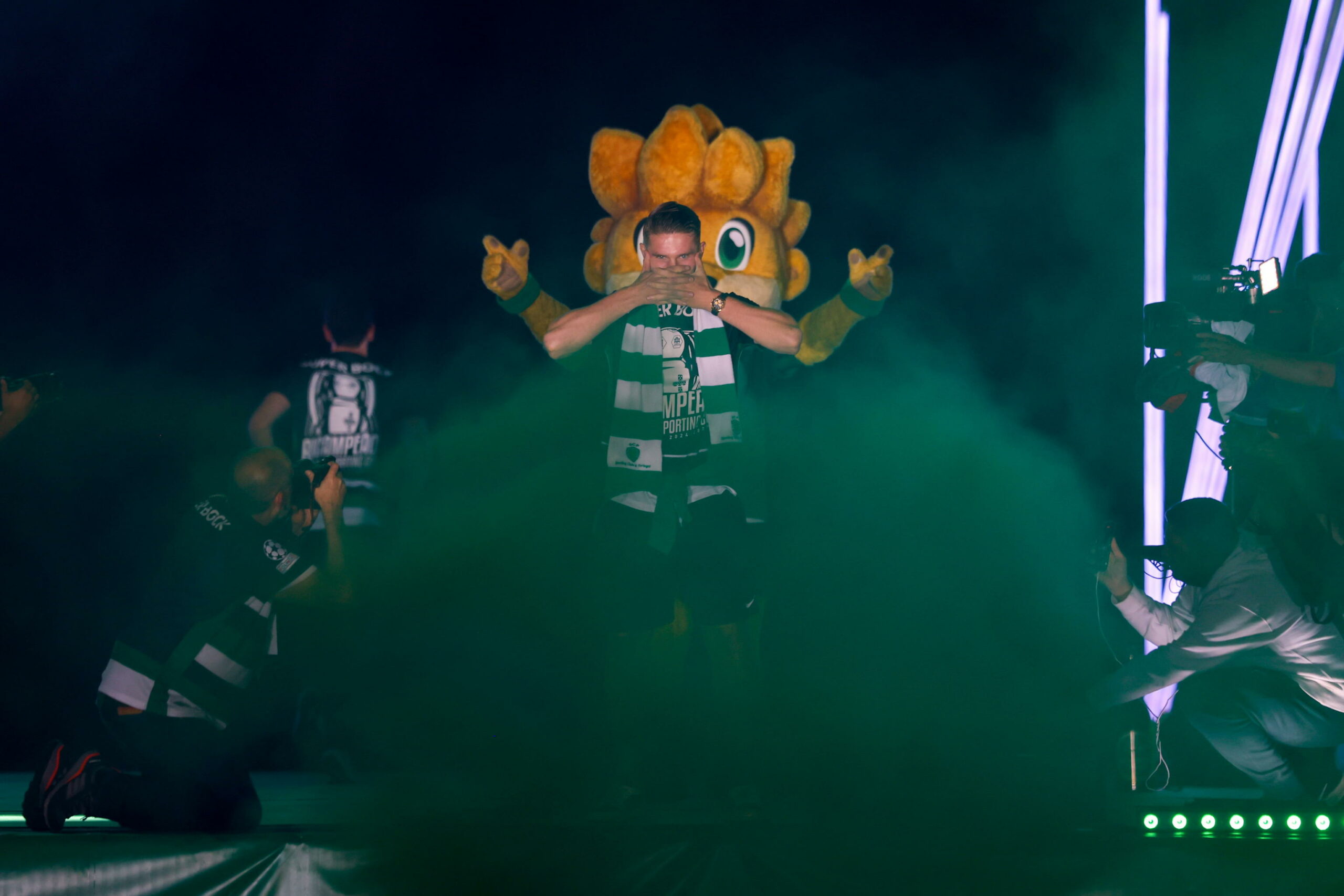 Sporting Lisbona campione: i contorni di un bis storico e la firma (a suon di gol) di Viktor Gyokeres Sporting Lisbona campione: i contorni di un bis storico e la firma (a suon di gol) di Viktor Gyokeres