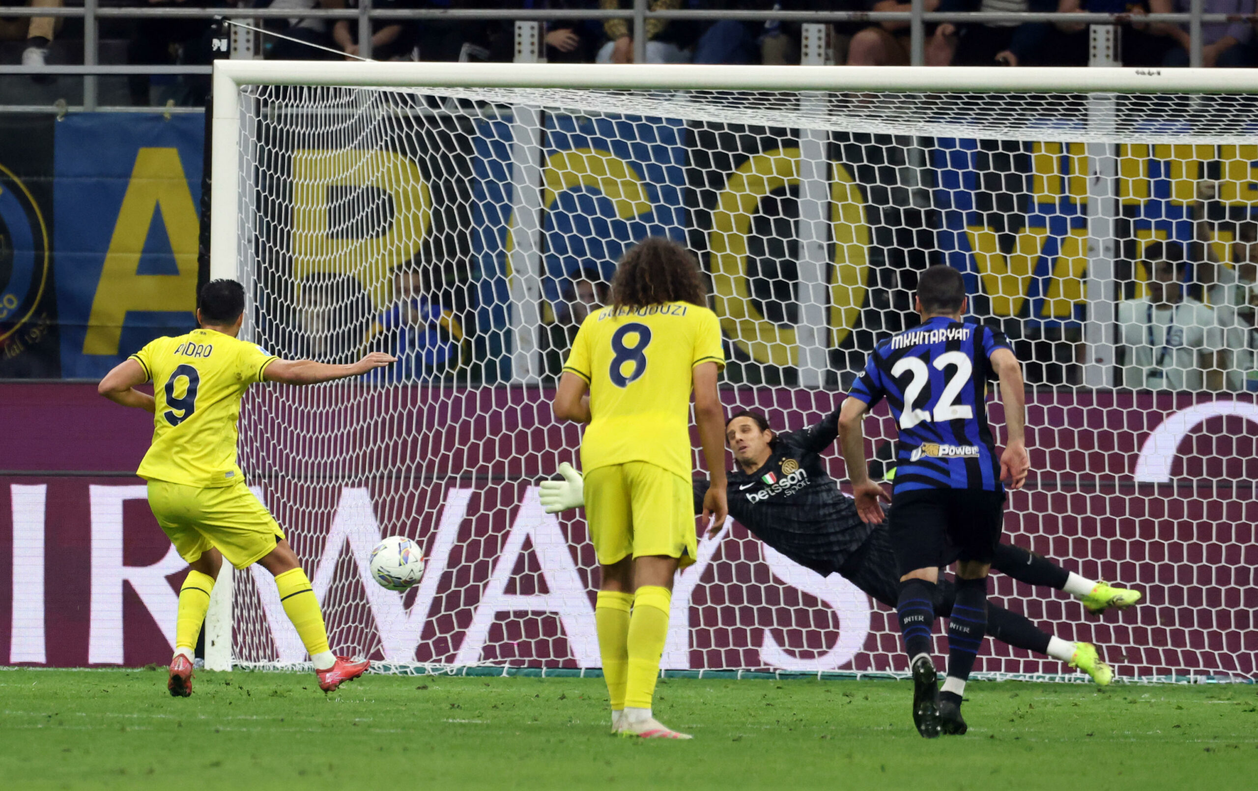 Il Napoli pareggia a Parma ma ha le mani sullo scudetto: l’Inter non ne approfitta Il Napoli pareggia a Parma ma ha le mani sullo scudetto: l’Inter non ne approfitta