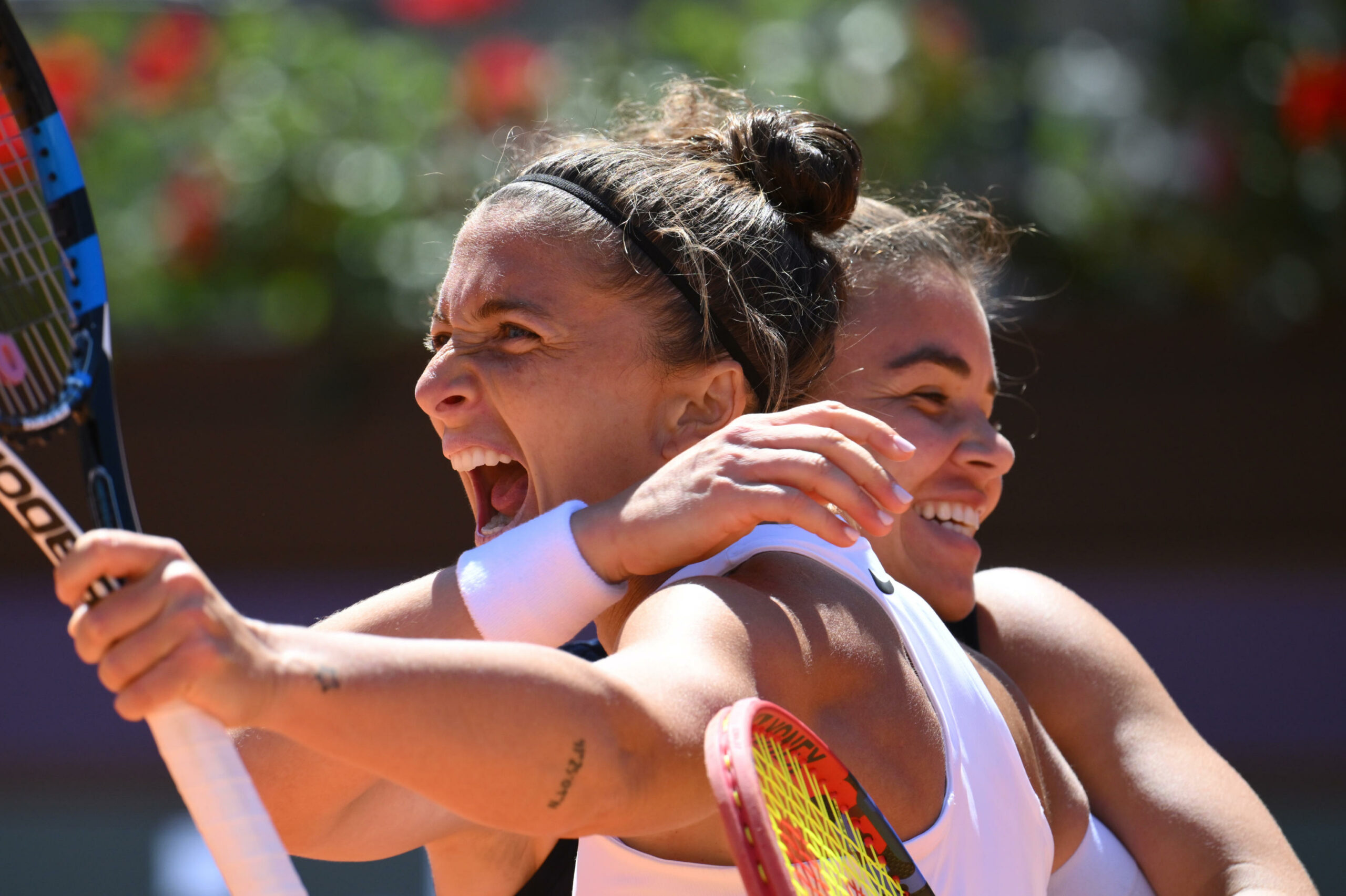 Paolini Errani campionesse a Roma: la coppia azzurra vince il torneo di doppio femminile. Storico bis per la toscana Paolini Errani campionesse a Roma: la coppia azzurra vince il torneo di doppio femminile. Storico bis per la toscana
