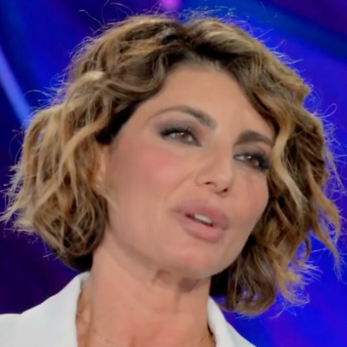 “Sono arrivata a pesare 44 chili e quando mi guardavo allo specchio pensavo ‘ancora un pochino’. Ero entrata in un trip sbagliato”: Samanta Togni si racconta a “Verissimo”