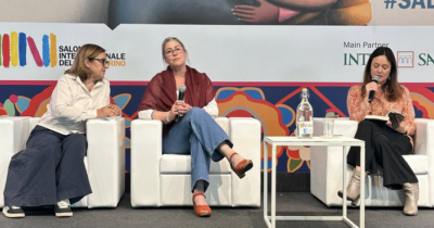 Copertina di “Sento il peso schiacciante di un doppio fardello: sono la figlia della vittima, ma sono anche la figlia del suo carnefice”: Carolin Darian, figlia di Gisèle Pelicot, racconta la sua storia