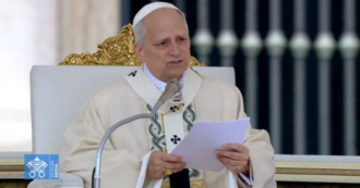 Copertina di Papa Leone XIV: “Sono stato scelto senza alcun merito. Vengo da voi con timore e tremore” – Video