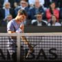 Copertina di Sinner beffato al tie-break, Alcaraz conquista un primo set infinito | La diretta della finale di Roma