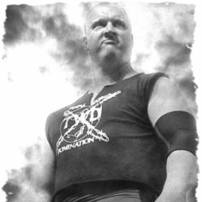 È morto Maxx Justice, il campione di wrestling è stato investito e ucciso da un’auto mentre tornava a casa in bicicletta