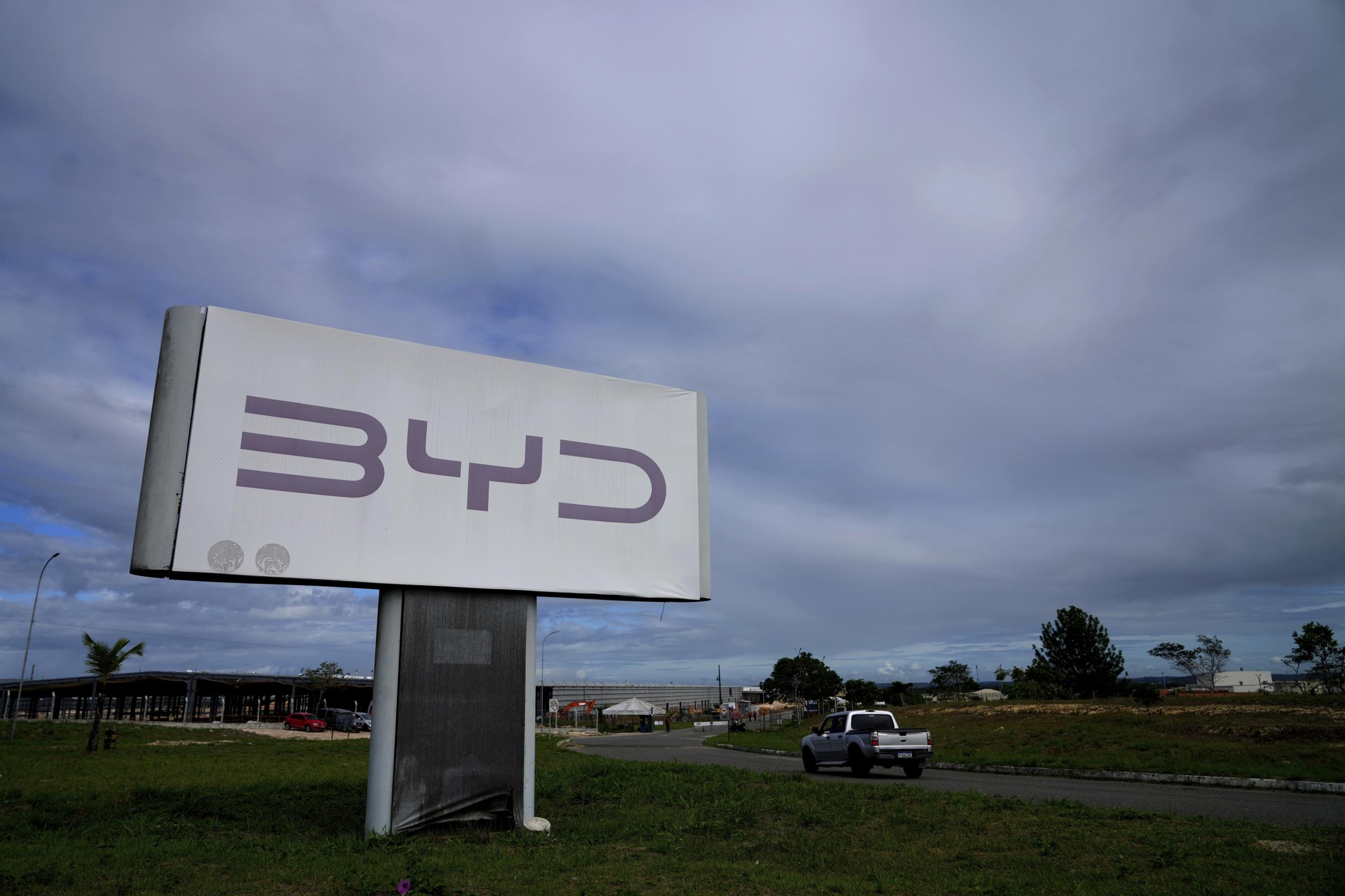 la cinese byd si rafforza in ungheria e prepara l invasione del mercato europeo dell auto elettrica