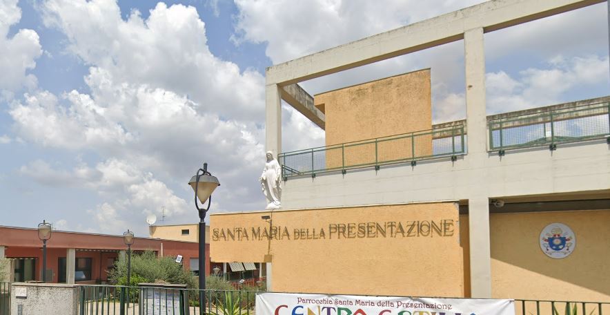 molesta e deruba tre suore in un parco di roma 40enne condannato a 2 anni e 6 mesi