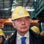 Copertina di Ilva, tutte le verità distorte dal ministro Urso su incendio, Cigs e vendita
