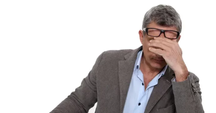 “Vi sentite sempre stanchi? E’ colpa della sindrome dell’edificio malato”: l’allarme del Daily Mail. Ecco cos’è e quali effetti ha: l’analisi dell’esperto