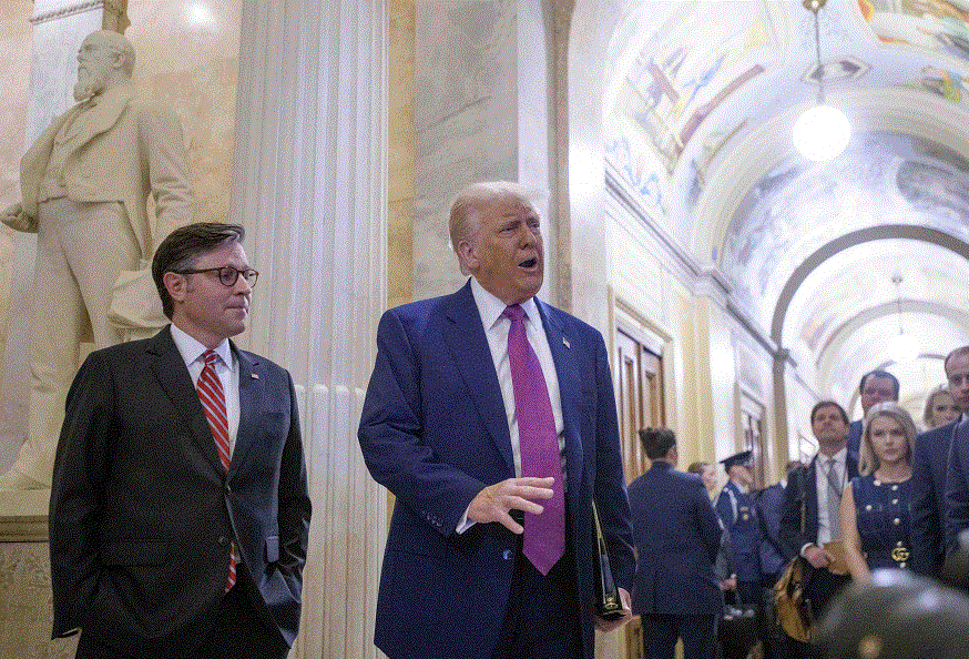 Trump al Congresso per convincere i Repubblicani a votare il “Big beautiful bill” con le sue promesse elettorali gonfia debito Trump al Congresso per convincere i Repubblicani a votare il “Big beautiful bill” con le sue promesse elettorali gonfia debito